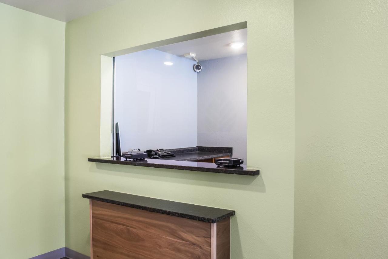 Woodspring Suites Amarillo East I-40 Bagian luar foto