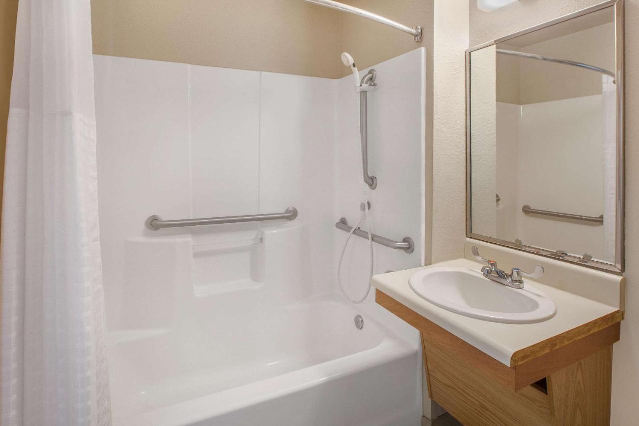 Woodspring Suites Amarillo East I-40 Bagian luar foto